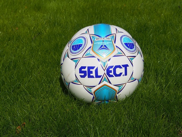 青木已被曼聯告知本賽季不予回訓練場！.